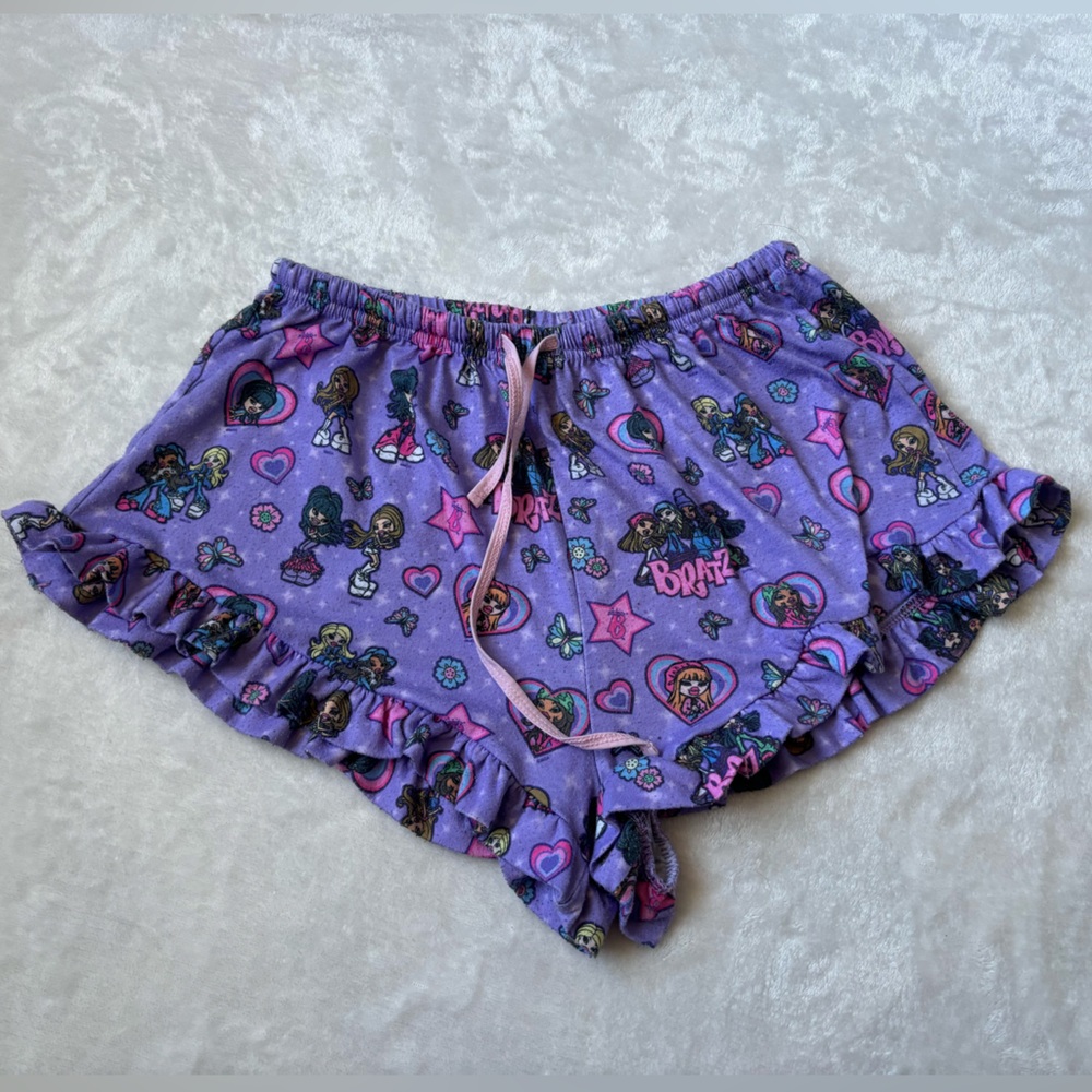 Dolls Kill x bratz ruffle shorts